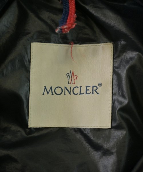 MONCLER（モンクレール）ダウンジャケット/ダウンベスト 黒 サイズ:3(L位) メンズ/2200705682046