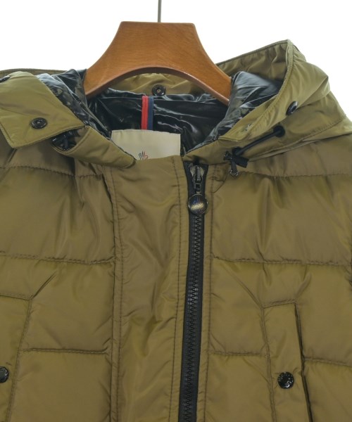 MONCLER（モンクレール）ダウンジャケット/ダウンベスト ベージュ サイズ:0(XS位) レディース/2200702394072