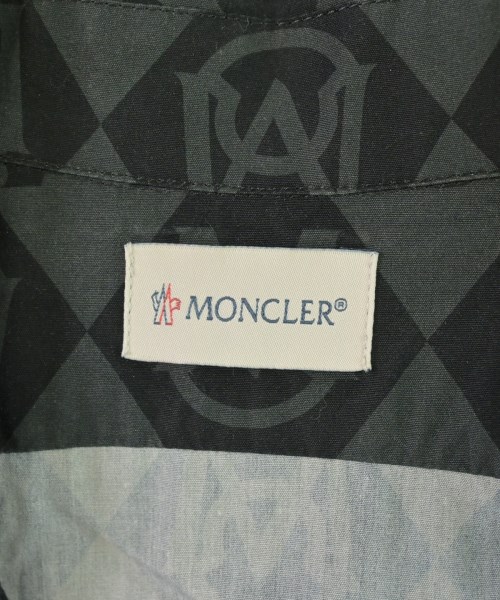MONCLER（モンクレール）カジュアルシャツ 黒 サイズ:S メンズ/2200710255020