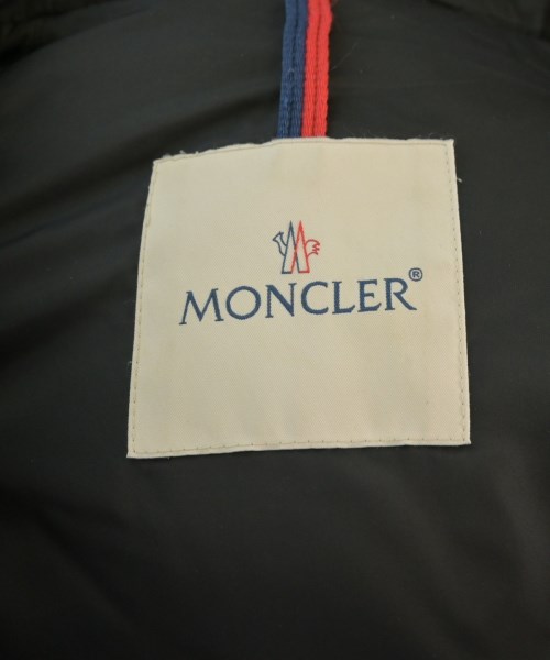 MONCLER（モンクレール）ダウンジャケット/ダウンベスト 黒 サイズ:2(M位) メンズ/2200668739016