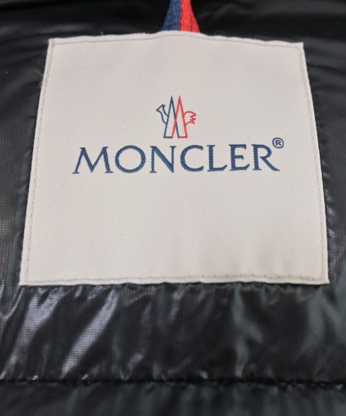 MONCLER（モンクレール）ダウンジャケット/ダウンベスト 黒 サイズ:2(M位) メンズ/2200668924016