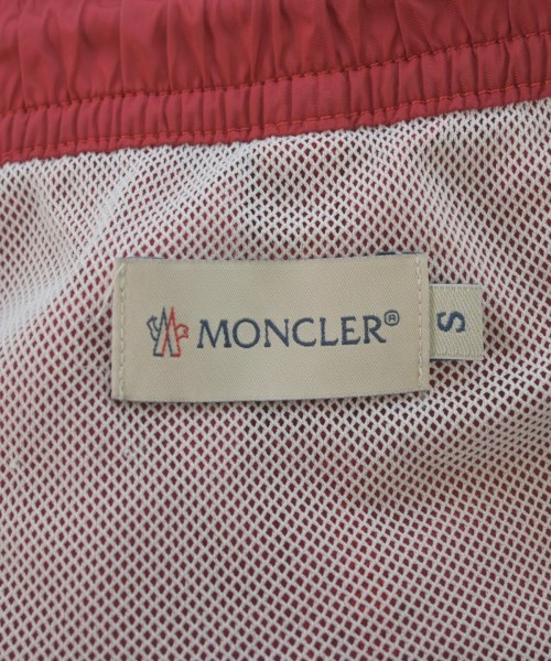 MONCLER（モンクレール）ショートパンツ 赤 サイズ:S メンズ/2200672182075
