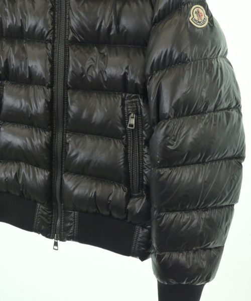 MONCLER（モンクレール）ダウンジャケット/ダウンベスト 黒 サイズ:0(XS位) メンズ/2200729329019