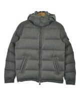 MONCLER（モンクレール）ダウンジャケット/ダウンベスト グレー サイズ:1(S位) メンズ/2200730796039
