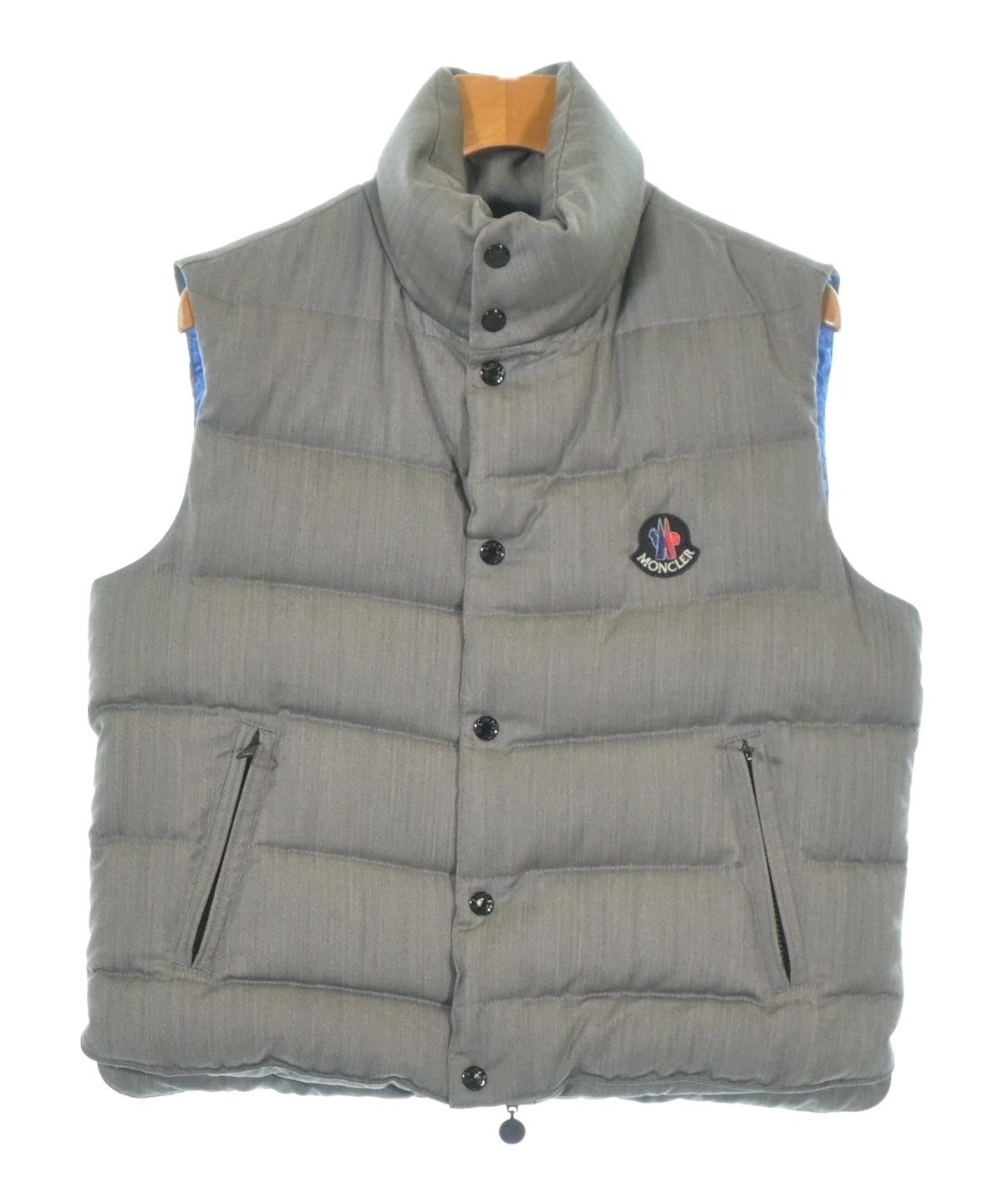 MONCLER（モンクレール）ダウンジャケット/ダウンベスト グレー サイズ