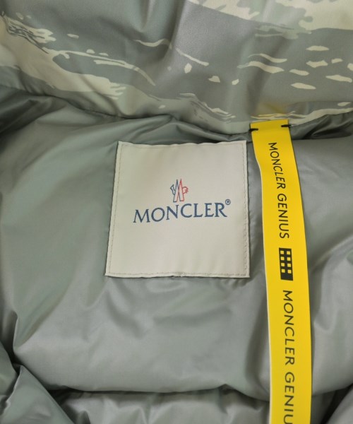 MONCLER GENIUS（モンクレールジーニアス）ダウンジャケット/ダウンベスト グレー サイズ:2(M位) メンズ/2200733654039
