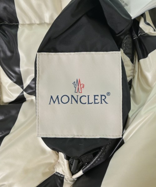 MONCLER（モンクレール）ダウンジャケット/ダウンベスト 白 サイズ:1(S位) メンズ/2200735482012