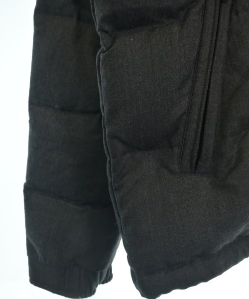 MONCLER（モンクレール）ダウンジャケット/ダウンベスト グレー サイズ:7(XXXL位) メンズ/2200713725032
