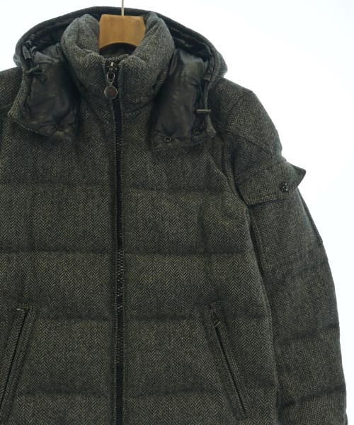 MONCLER（モンクレール）ダウンジャケット/ダウンベスト グレー サイズ:0(XS位) メンズ/2200722587010