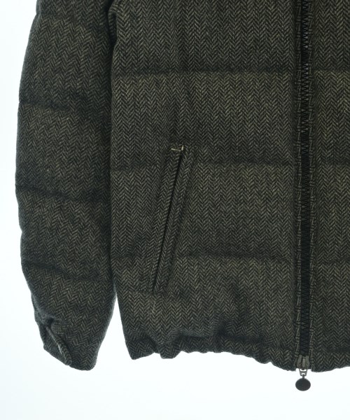 MONCLER（モンクレール）ダウンジャケット/ダウンベスト グレー サイズ:0(XS位) メンズ/2200722587010