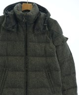 MONCLER（モンクレール）ダウンジャケット/ダウンベスト グレー サイズ:0(XS位) メンズ/2200722587010