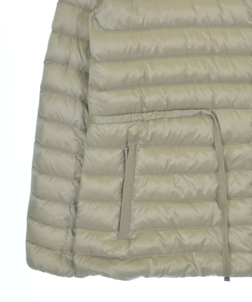 MONCLER（モンクレール）ダウンジャケット/ダウンベスト ベージュ サイズ:3(L位) レディース/2200724336340