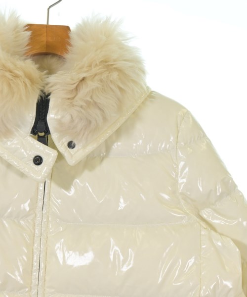 MONCLER GRENOBLE（モンクレールグルノーブル）ダウンジャケット/ダウンベスト 白 サイズ:2(M位) メンズ/2200726340062