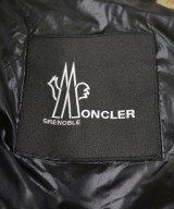 MONCLER GRENOBLE（モンクレールグルノーブル）ダウンジャケット/ダウンベスト 白 サイズ:2(M位) メンズ/2200726340062