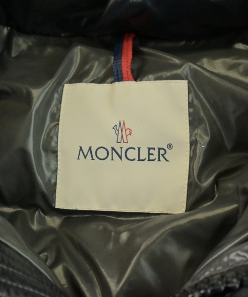 MONCLER（モンクレール）ダウンジャケット/ダウンベスト 紺 サイズ:3(L位) メンズ/2200724886050