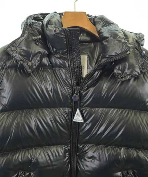 MONCLER（モンクレール）ダウンジャケット/ダウンベスト 紺 サイズ:3(L位) メンズ/2200724886050