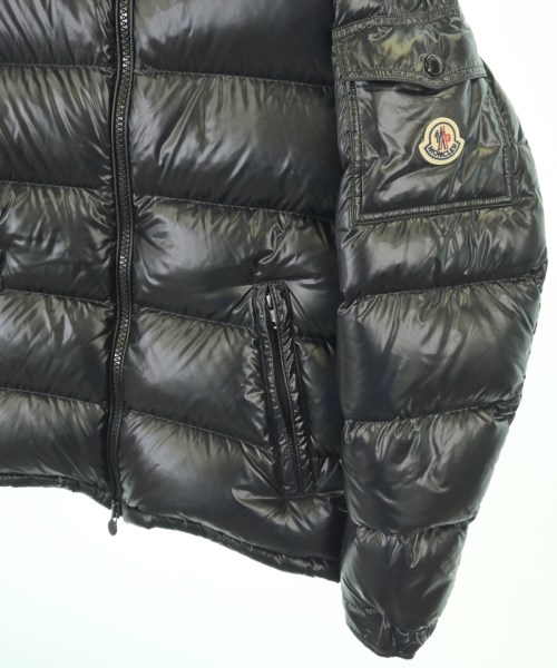 MONCLER（モンクレール）ダウンジャケット/ダウンベスト 紺 サイズ:3(L位) メンズ/2200724886050