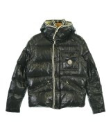 MONCLER ダウンジャケット/ダウンベスト
