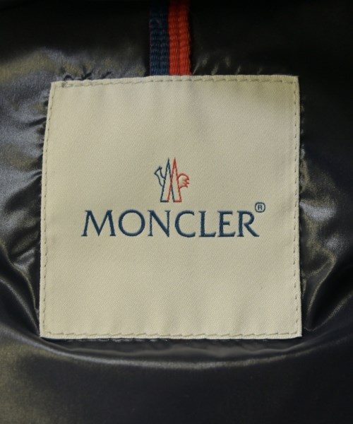MONCLER（モンクレール）ダウンジャケット/ダウンベスト 紺 サイズ:1(S位) メンズ/2200684700014