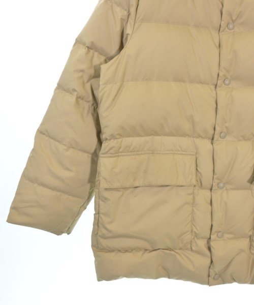 MONCLER（モンクレール）ダウンジャケット/ダウンベスト ベージュ サイズ:3(L位) メンズ/2200686557029