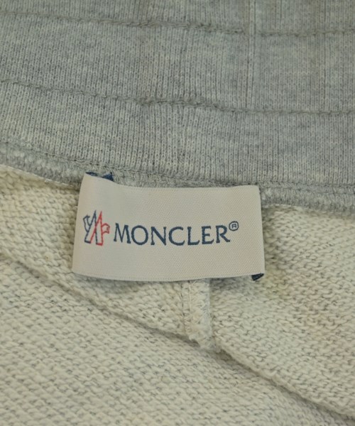 MONCLER（モンクレール）ショートパンツ グレー サイズ:M メンズ/2200686628118