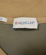 MONCLER（モンクレール）ポロシャツ カーキ サイズ:-(L位) メンズ/2200689839016