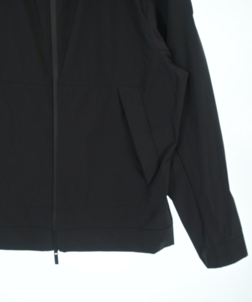 MONCLER（モンクレール）マウンテンパーカー 黒 サイズ:3(L位) メンズ/2200692220054