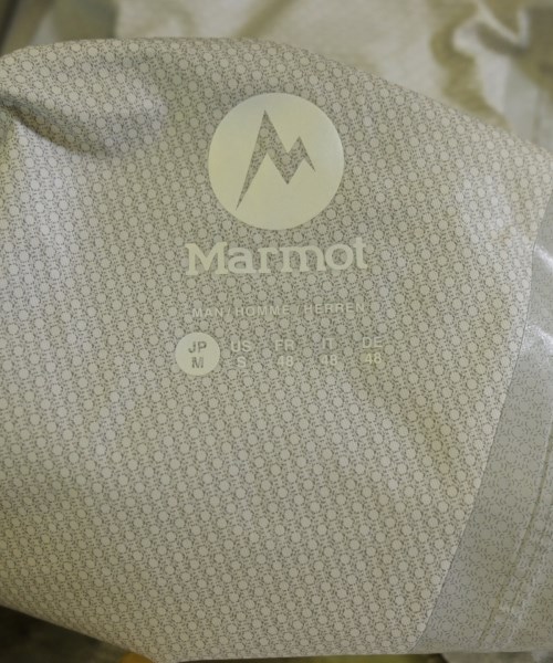 Marmot（マーモット）マウンテンパーカー カーキ サイズ:M メンズ/2200723375012
