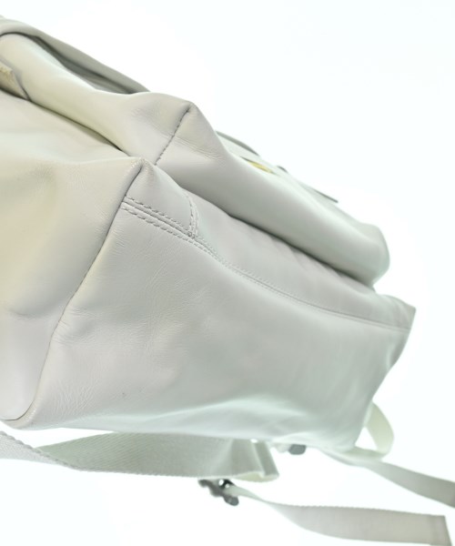 EASTPAK（イーストパック）バックパック・リュック 白 サイズ:- メンズ/2200618690206