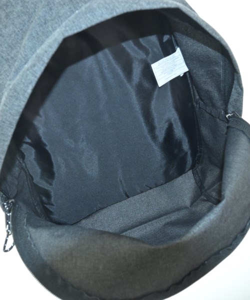 EASTPAK（イーストパック）バックパック・リュック グレー サイズ:- メンズ/2200655030423