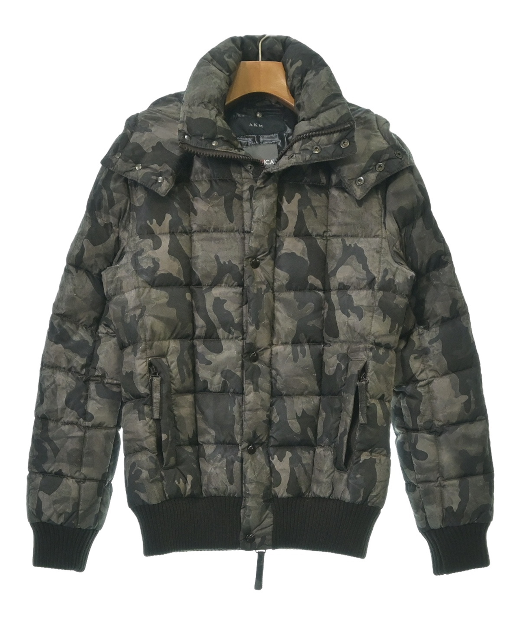 AKM（エーケーエム）ダウンジャケット/ダウンベスト 茶 サイズ:L