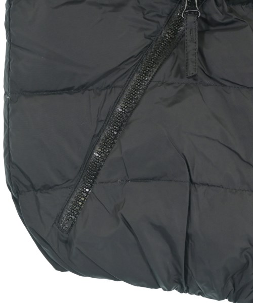 DUVETICA（デュベティカ）ダウンジャケット/ダウンベスト 黒 サイズ:44(S位) メンズ/2200611931146