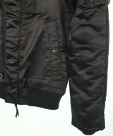 AKM（エーケーエム）ダウンジャケット/ダウンベスト 黒 サイズ:S メンズ/2200611015013