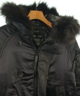 AKM（エーケーエム）ダウンジャケット/ダウンベスト 黒 サイズ:S メンズ/2200611573018