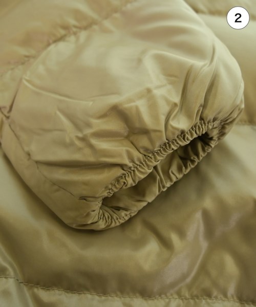 DUVETICA（デュベティカ）ダウンジャケット/ダウンベスト ベージュ サイズ:42(L位) レディース/2200649823116