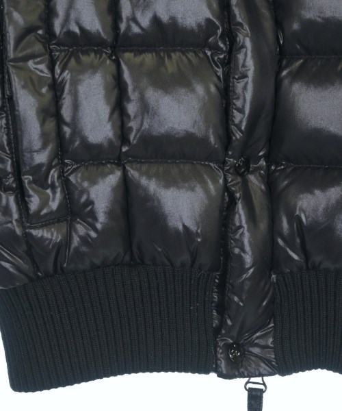 AKM（エーケーエム）ダウンジャケット/ダウンベスト 黒 サイズ:L メンズ/2200649339037