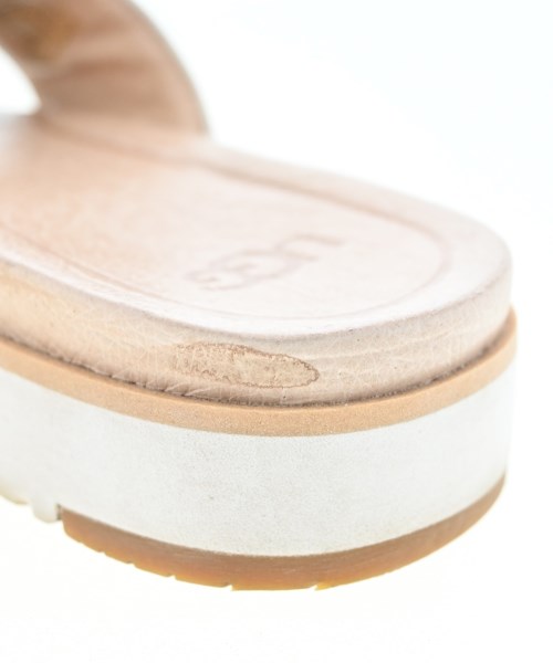UGG australia（アグオーストラリア）サンダル 白 サイズ:24cm レディース/2200655772224