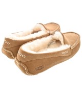 UGG（アグ）ドレスシューズ/ローファー ベージュ サイズ:24cm レディース/2200713814033