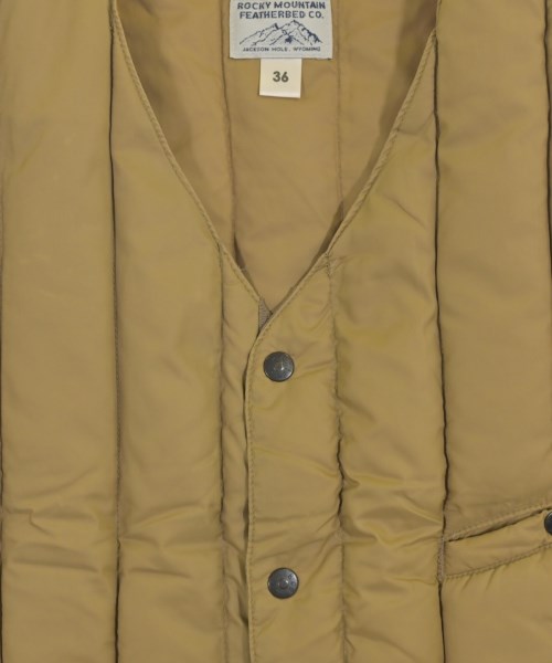 Rocky Mountain Featherbed（ロッキーマウンテンフェザーベッド）ダウンジャケット/ダウンベスト ベージュ サイズ:36(M位) メンズ/2200621704129
