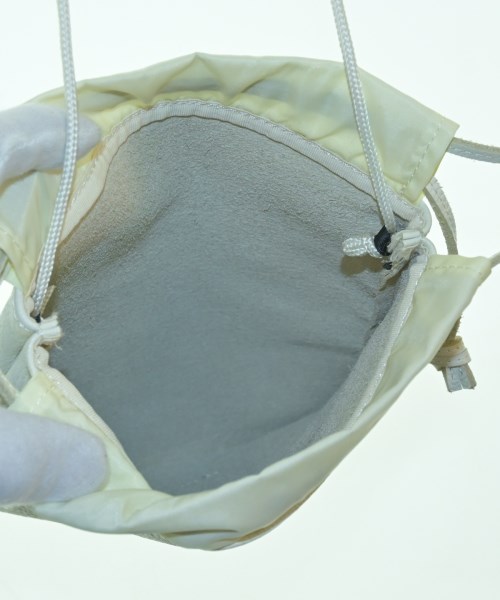 OUTDOOR products（アウトドアプロダクツ）ショルダーバッグ 白 サイズ:- レディース/2200660811185