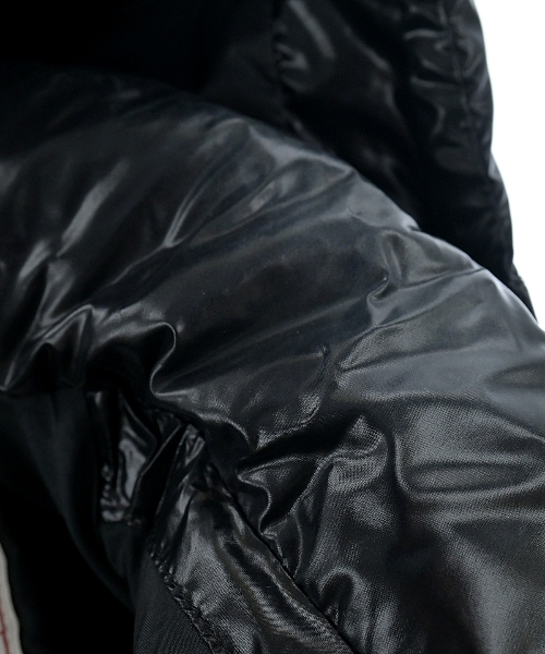 PYRENEX（ピレネックス）ダウンジャケット/ダウンベスト 黒 サイズ:36(S位) レディース/2200632198016