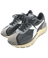 diadora スニーカー