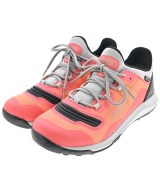 KEEN スニーカー