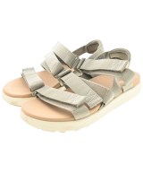 KEEN（キーン）サンダル ベージュ サイズ:25.5cm レディース/2200626084127