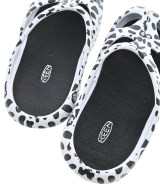 KEEN（キーン）サンダル 白 サイズ:EU36(22.5cm位) レディース/2200702975035