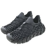 KEEN スニーカー