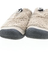 KEEN（キーン）その他 ベージュ サイズ:25.5cm レディース/2200723929369