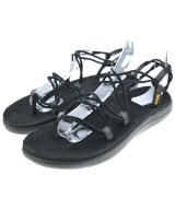 Teva サンダル