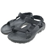 Teva サンダル