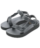 Teva サンダル